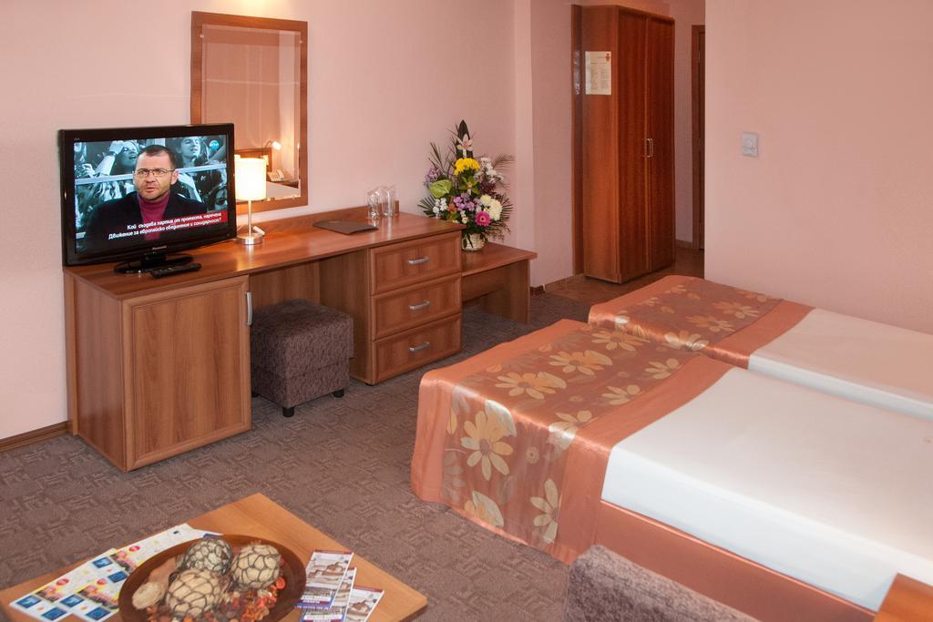 Hotel Real Plovdiv Habitación foto
