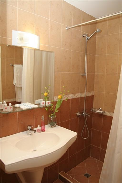 Hotel Real Plovdiv Habitación foto