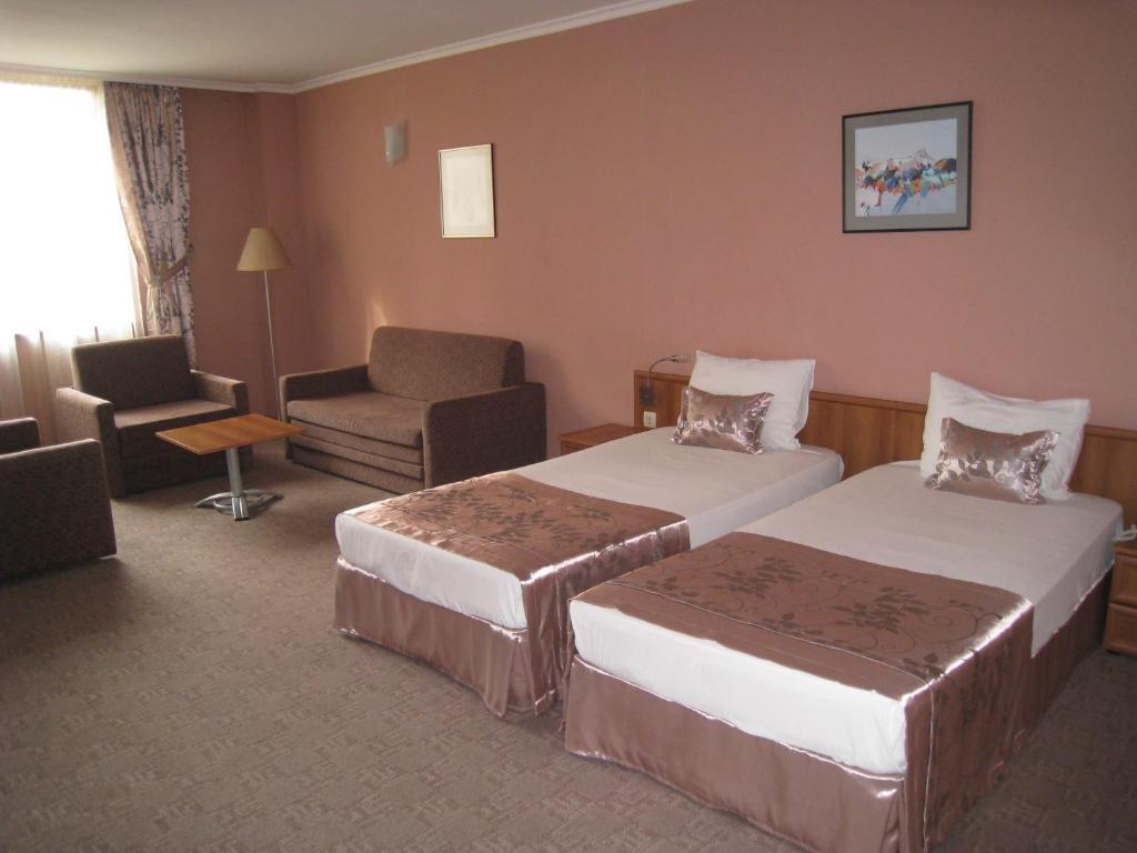 Hotel Real Plovdiv Habitación foto